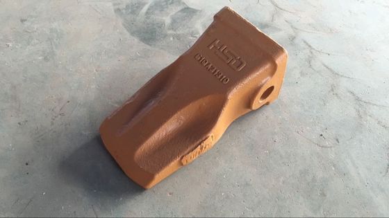 Crawler excavator replacement tooth 61QA-31310 for Hyundai R385